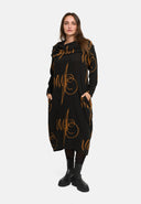 'Isalie' klänning – mjuk, konstnärlig & uttrycksfull