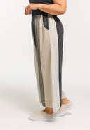 Pantalon 'Sorella' – aéré, moderne & unique