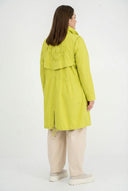 Παρκά 'Livia' για μεταβατική περίοδο – απαλό, με προσοχή στη λεπτομέρεια & σύγχρονο