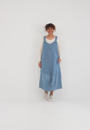Robe chasuble 'Mara' col en V, longueur midi & chic quotidien