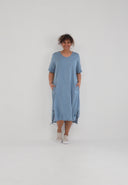 Vestido "Alina" – línea A, suave y con detalles de cordón ajustable